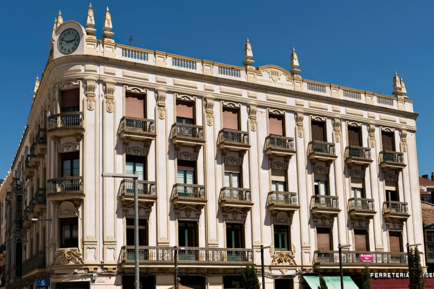 3. Visita guiada al Románico y el Modernismo de Zamora. Sábado tarde.